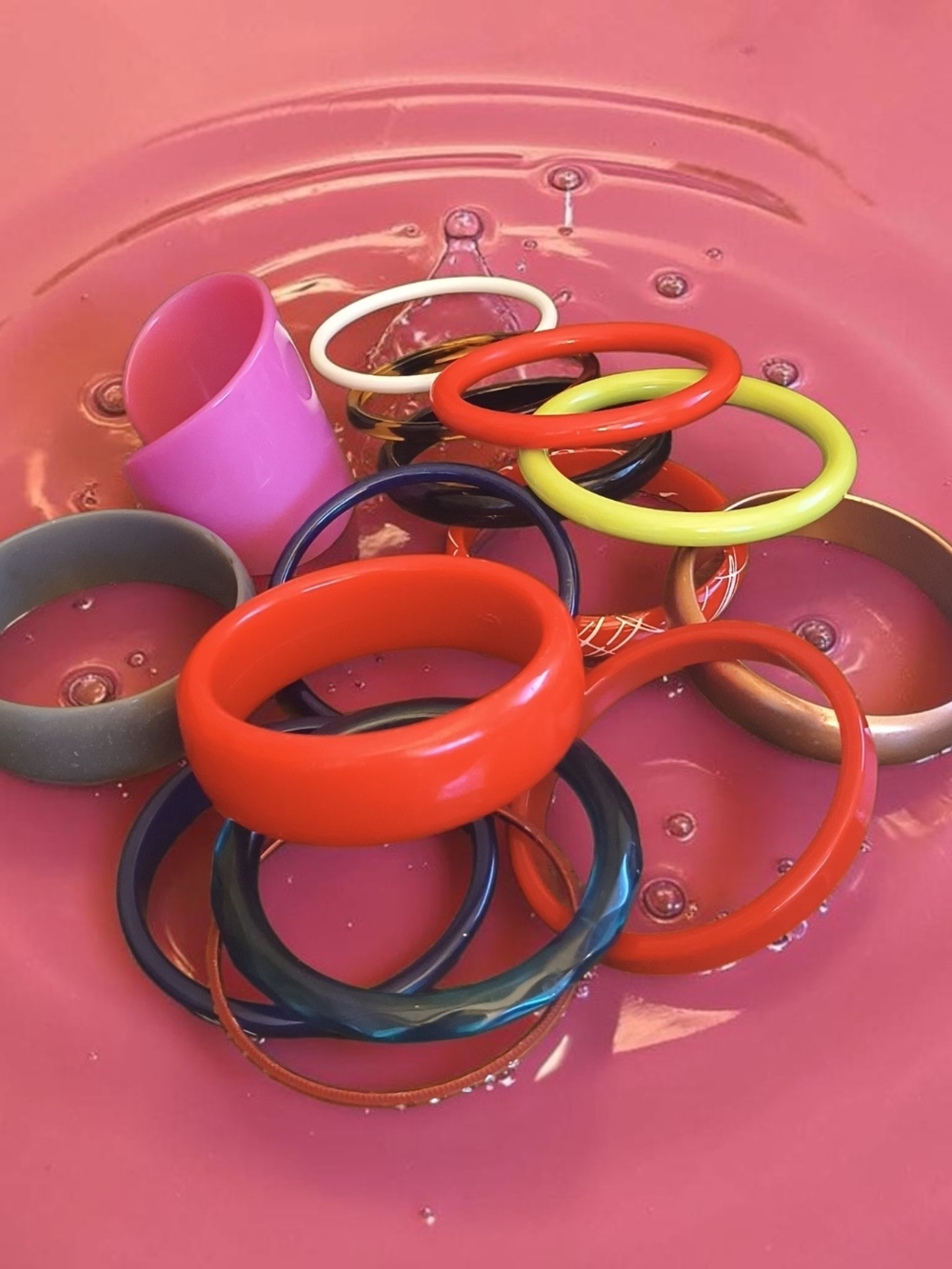 Retro Colorful Mixed Resin and Plastic Bangle Bracelet Set - Bright Multi
